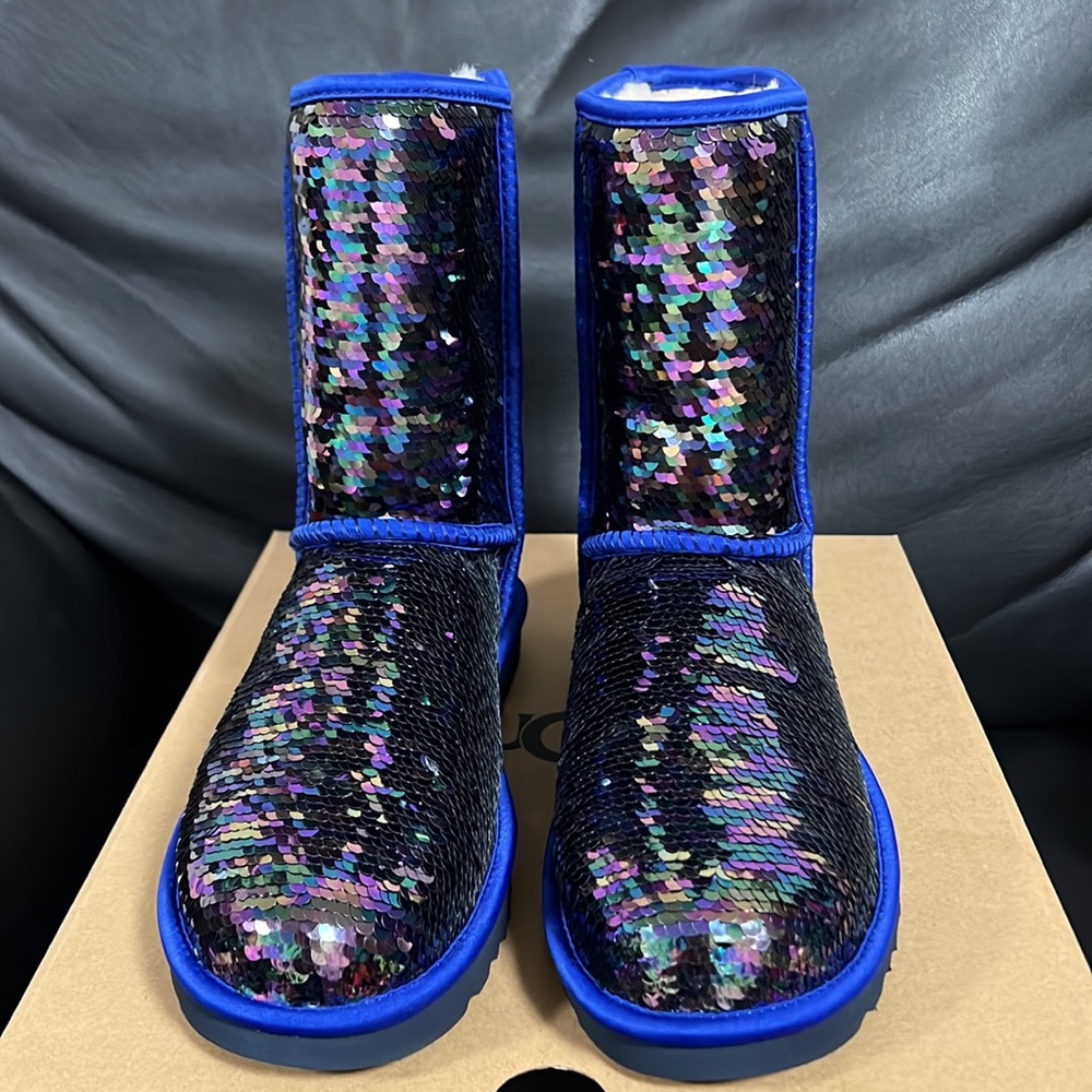 UGG Classic Short Sequins